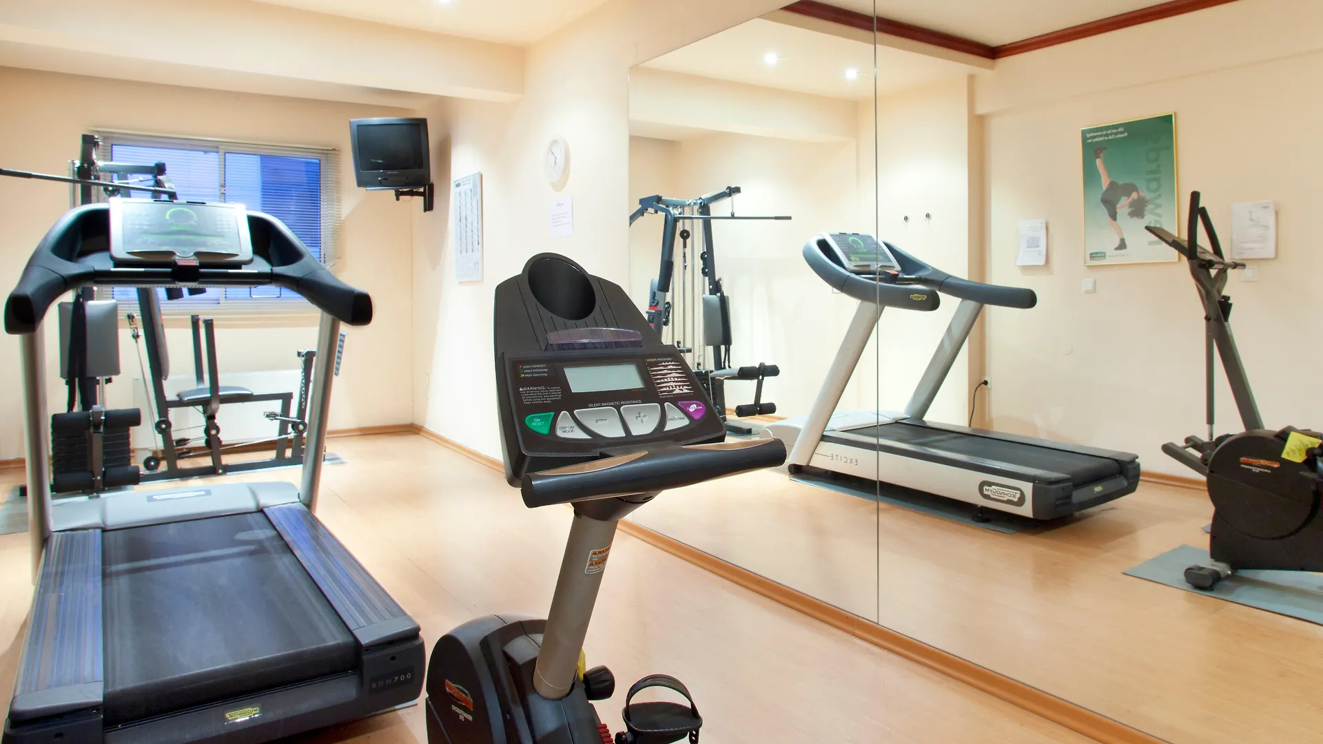 Holiday Inn Thessaloniki By Ihg 5*,  Greece