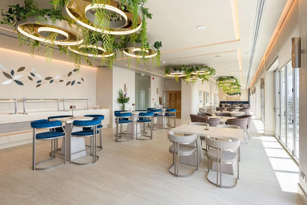 Отель Holiday Inn Thessaloniki By Ihg