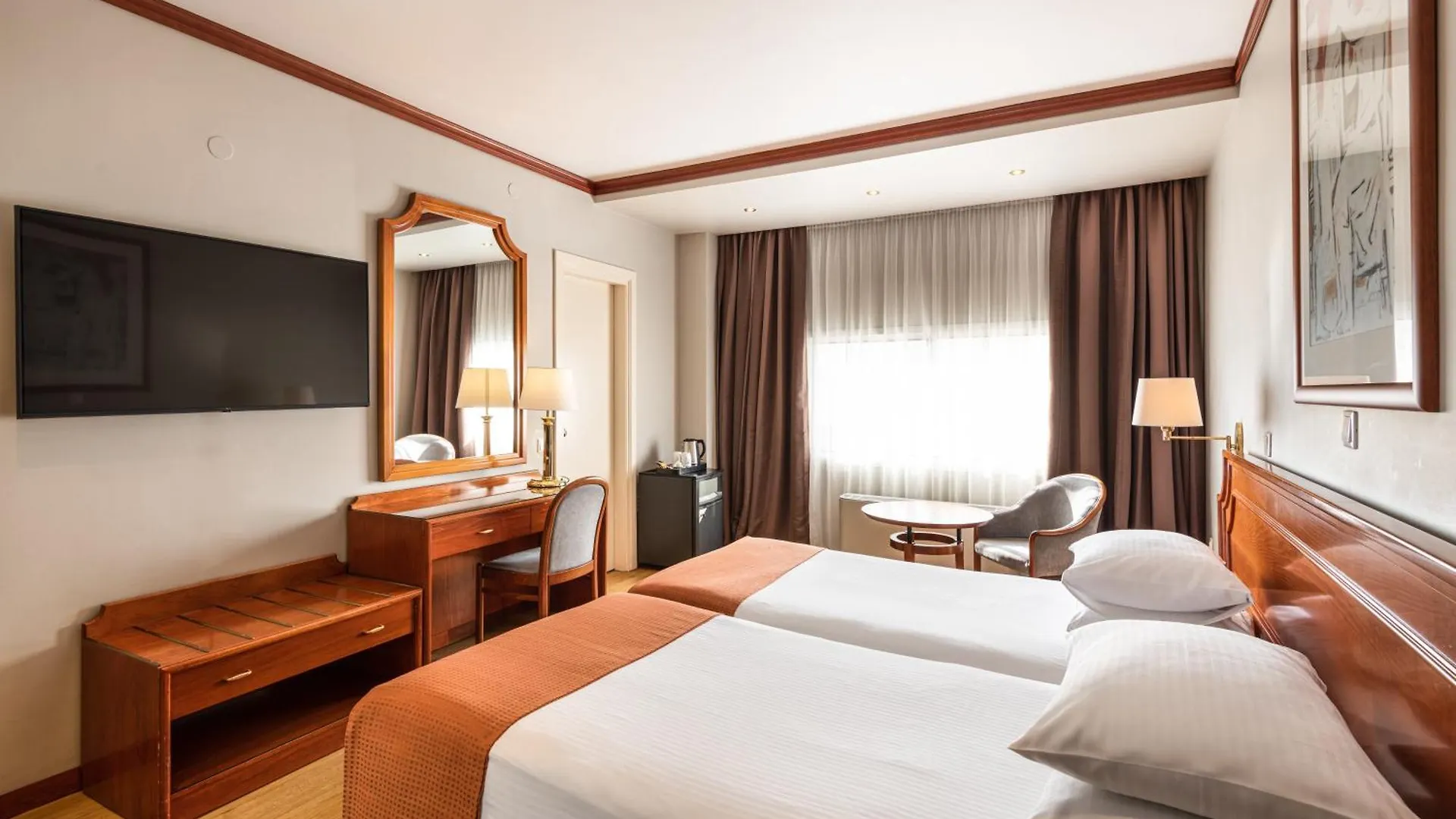 Holiday Inn Thessaloniki By Ihg 5*,  Greece