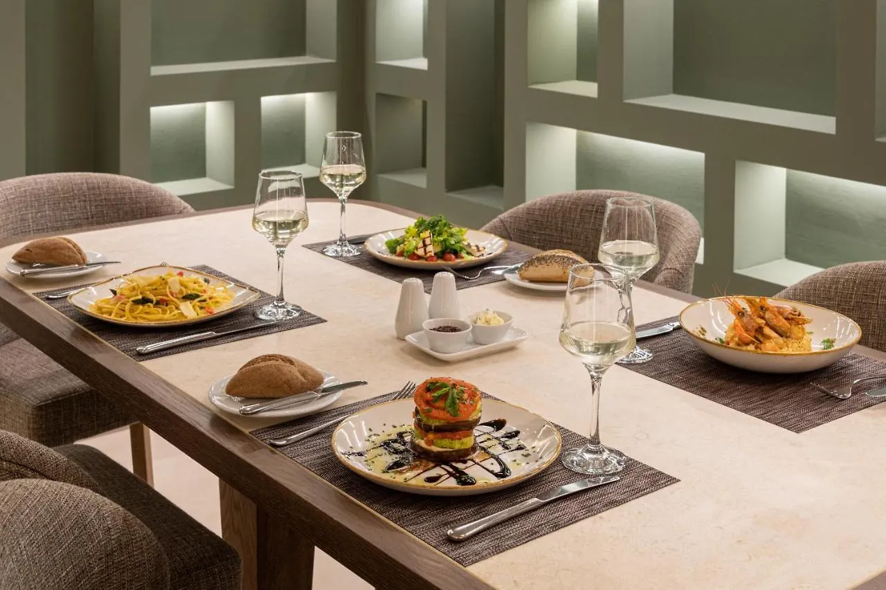 Holiday Inn Thessaloniki By Ihg Hotel
