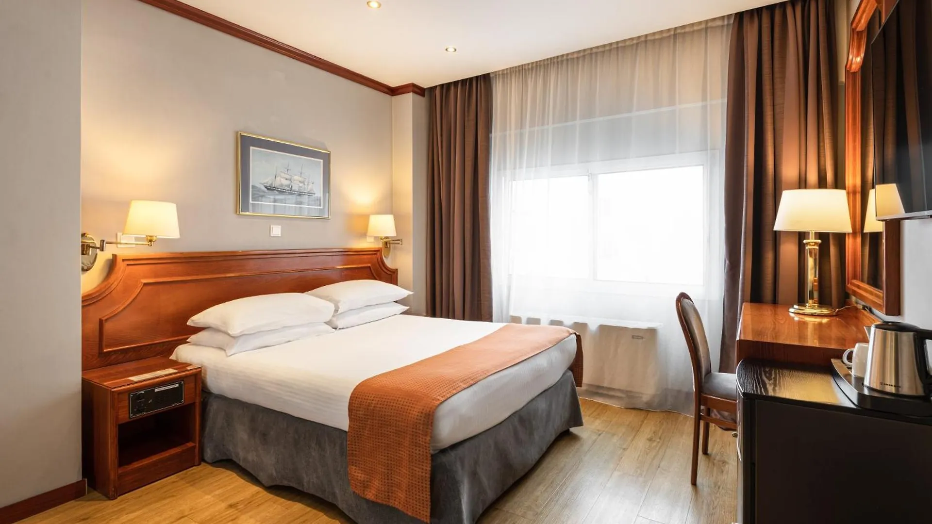 Holiday Inn Thessaloniki, An Ihg Hotel